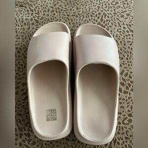 Cream Textured Slippers with Wide Strap